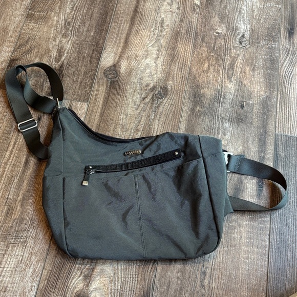 baggallini dark grey purse - Picture 1 of 10